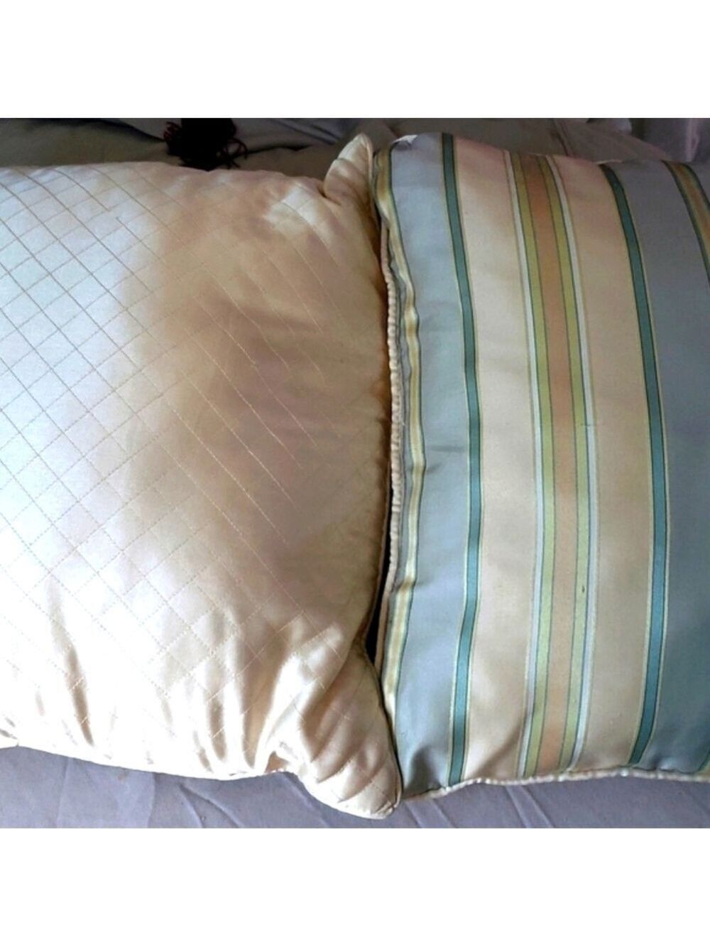 Newport Set of 2 Accent Pillows 18x18"